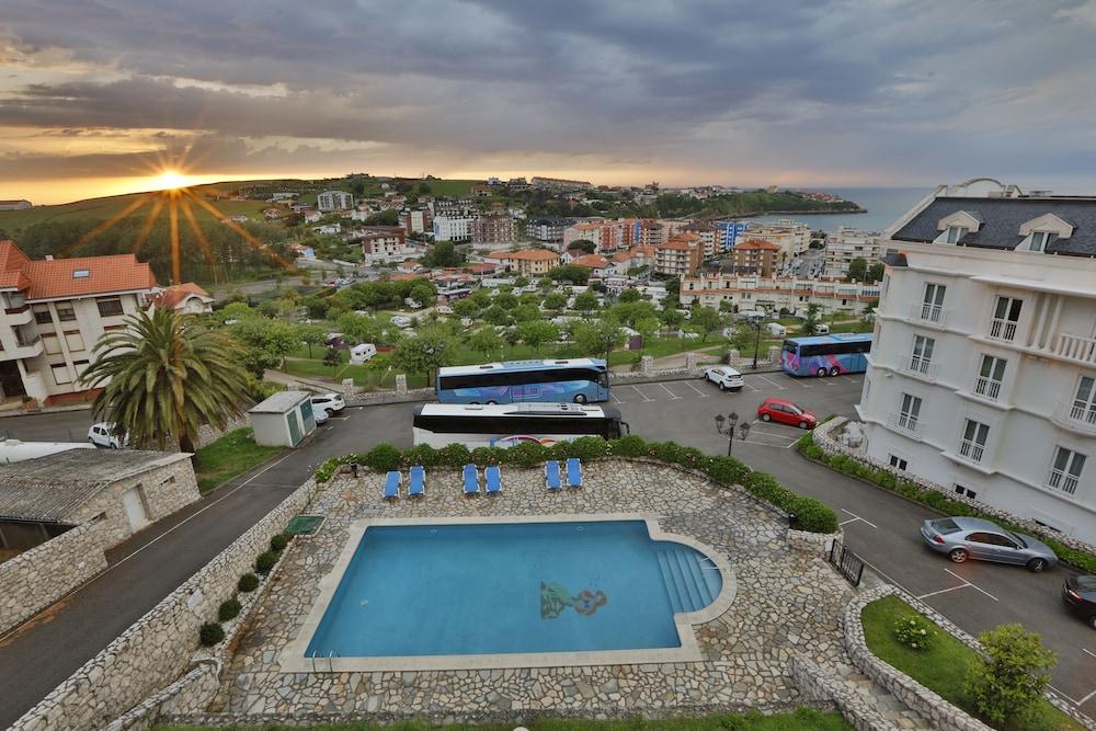 Gran Hotel Suances Εξωτερικό φωτογραφία