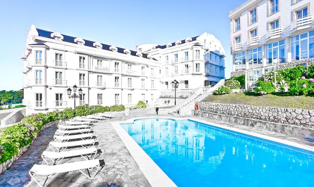 Gran Hotel Suances Εξωτερικό φωτογραφία